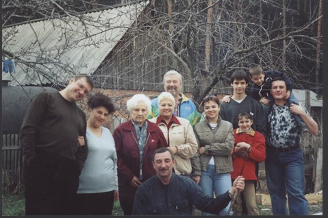 Моя семья. Младшему 7, старшему - 84 (2006)