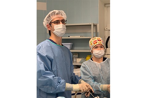 Оперирует Д. К. Пучков