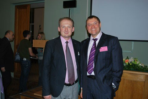 С проф. В. Беженарем всегда много планов на совместную работу (Санкт-Петербург, 2009)