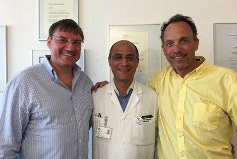 Проф. Феки, проф. Пучков и проф. Майор в кабинете профессора. 