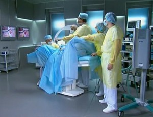 1 КАНАЛ:  Телепрограмма «Здоровье с Еленой Малышевой» Миома матки: новый метод удаления