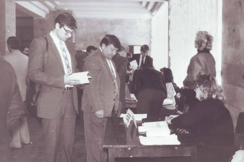 Первые выступления на Всесоюзных конференциях (Ростов-на-Дону, 1990)