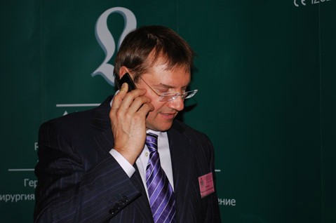 Даже на конгрессе нахожу время ответить на вопросы пациентов (Санкт-Петербург, 2009)